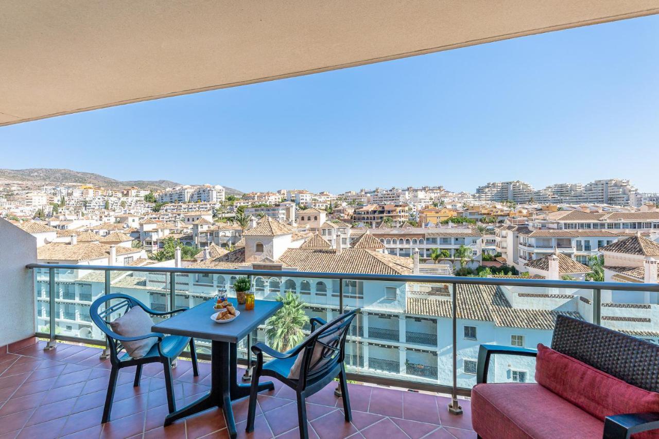 797 Holiday Rentals - Arcosur1- Moderno Apartamento Con Terraza Y Vistas Бенальмадена Экстерьер фото