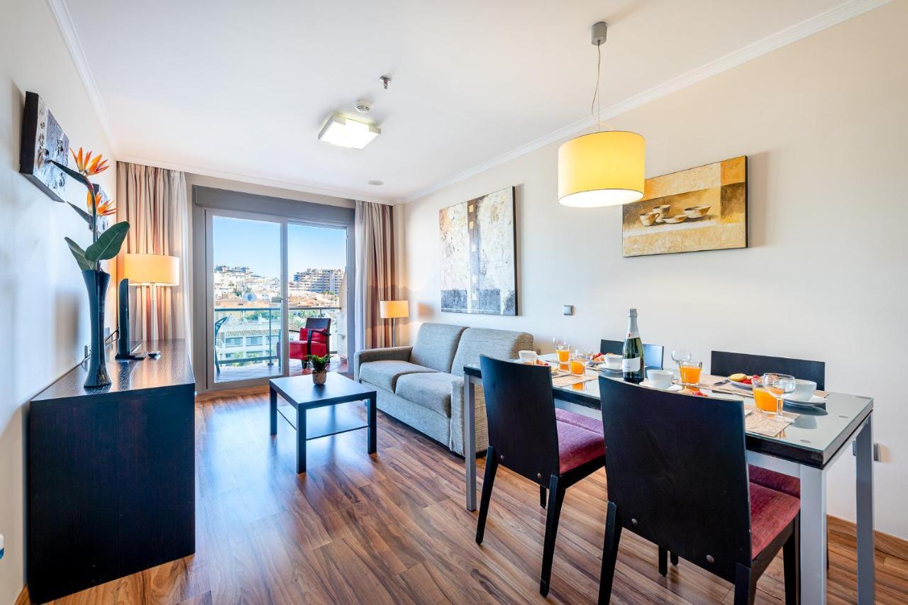 797 Holiday Rentals - Arcosur1- Moderno Apartamento Con Terraza Y Vistas Бенальмадена Экстерьер фото
