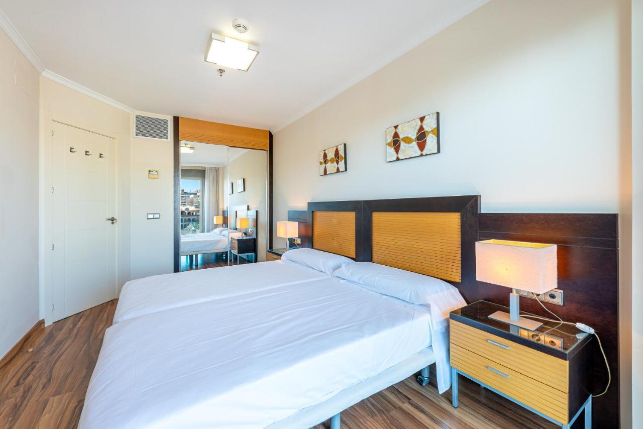 797 Holiday Rentals - Arcosur1- Moderno Apartamento Con Terraza Y Vistas Бенальмадена Экстерьер фото